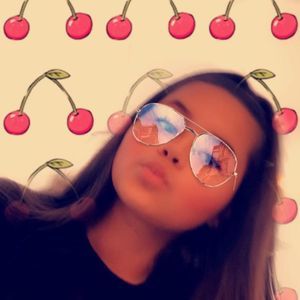 Meet your Posher, Isa joy